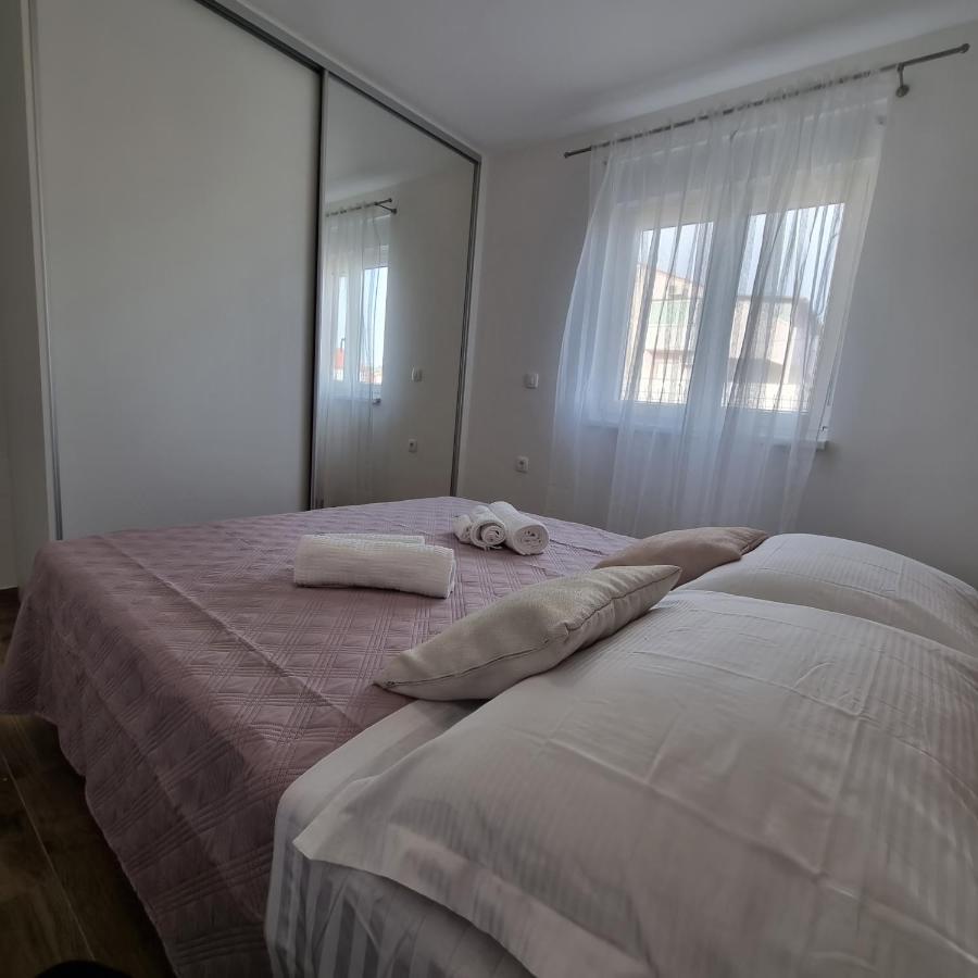 Apartments Happiness トロギール エクステリア 写真