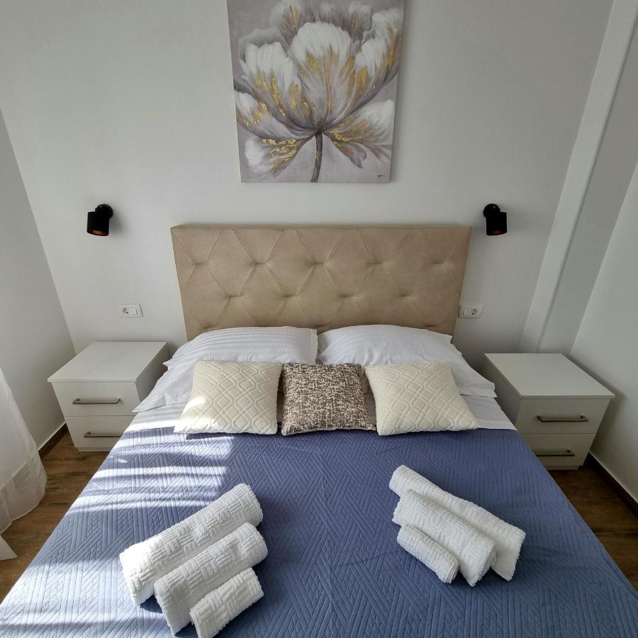 Apartments Happiness トロギール エクステリア 写真