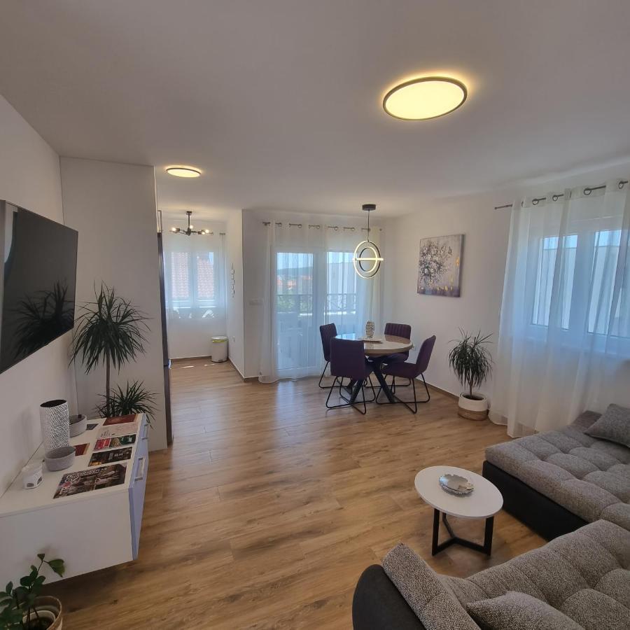 Apartments Happiness トロギール エクステリア 写真