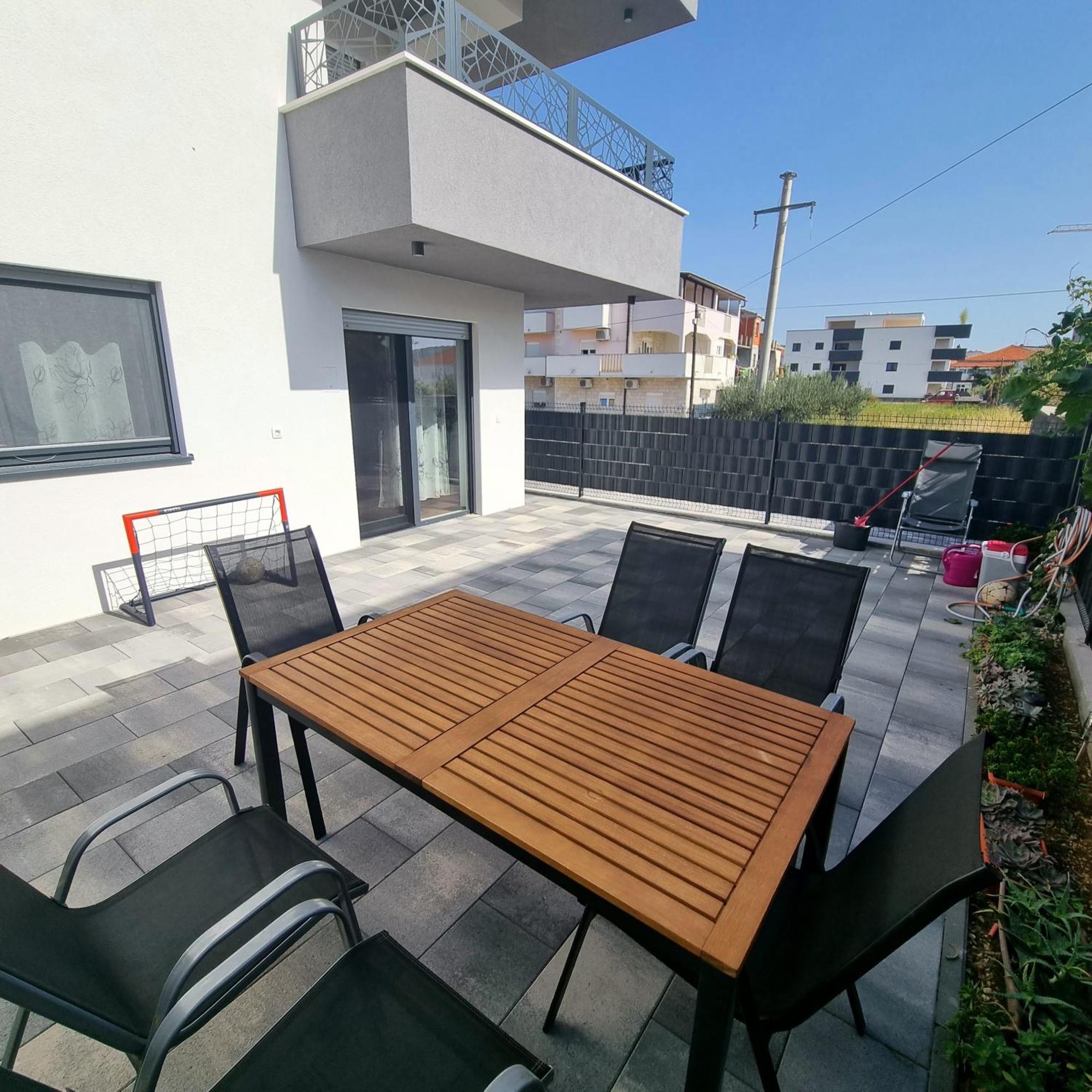 Apartments Happiness トロギール エクステリア 写真